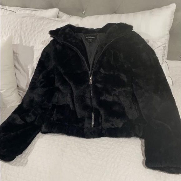 Faux fur jacket Black - Picture 1 of 1